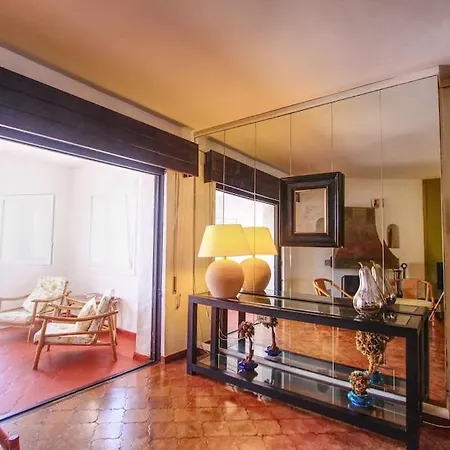 1079 - Frontline Puerto Banus