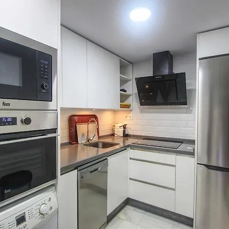 1079 - Frontline Puerto Banus Apartment