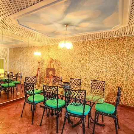 Apartment 1079 - Frontline Puerto Banus Marbella